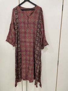 Royal Mehndi Bloom 🌿 Elegance in Crepe ✨ Now!