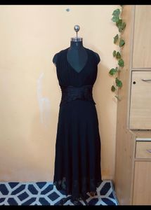 Elegant Black Midi Dress