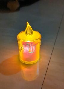 LED candle , battery operated 6 pc