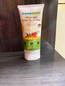 🔥🔥MAMAEARTH ULTRA LIGHT INDIAN SUNSCREEN SPF50 PA+++(80g)🔥🔥🔥