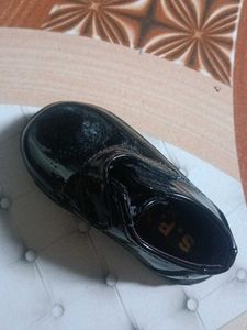 Shiny Black Dress Shoe