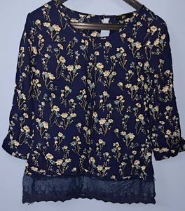 Printresty Floral Lace Trim Top