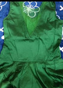 Beautiful Women Partywear Gown💚