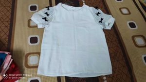 Beautiful White Top T-shirt. Woman And Girls 🙈🙈
