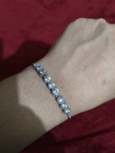 92.5 SILVER Sparkling Bracelet