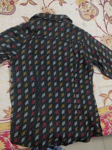 (Pick any) 4 Women Cotton Shirts 1 Pajama