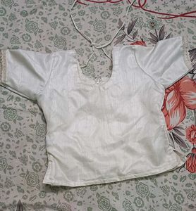 A basic white top type blouse