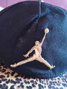 Jordan Logo Cap Free Sunglasses