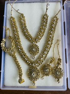 Jewellery set