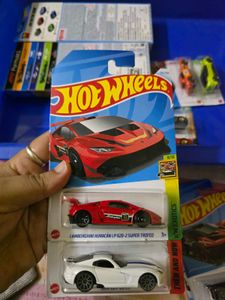 Hot Wheels Lamborghini & Viper Set