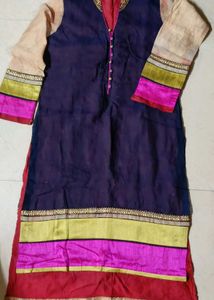 Colorful Embellished Kurti 💚