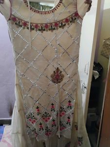 Elegant Embroidered Kurti