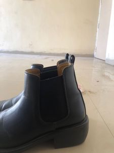 3 Inch Height Increasing Chealsea Boots + Insoles