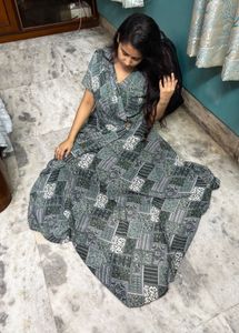 Green Geometric Pattern flared Gown