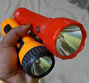 Torch Light, Rechargeable, Set Of 2, NOT WORKING