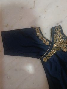 Long Gown With Golden Details (2 Layer If Cancan)