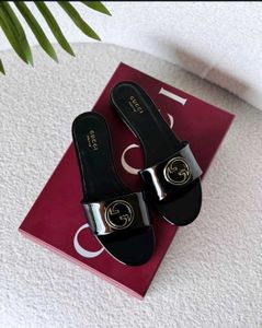 GUCCI FLATS