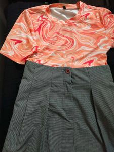 Tokyo Talkies Coral Abstract Printed Crop Top🍭