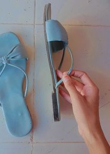 Flat For Women
