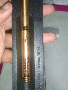 Parker Golden Colour New Pen Limited Edition