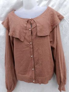 Ruffled Collar Knit Cardigan