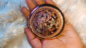 Mini Make Up Case Studded With Diamonds