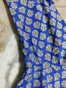 Beautiful cotton Straight Kurti For Daily Use