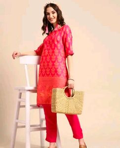 Elegant Pink Kurta Set
