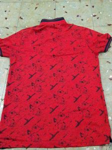 Half-sleeved Tshirt