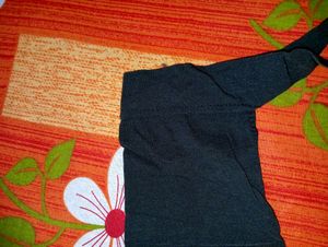 Women&#39;s Turtle Neck Black Party Wear Top
