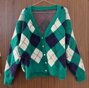 Argyle Pattern Cardigan