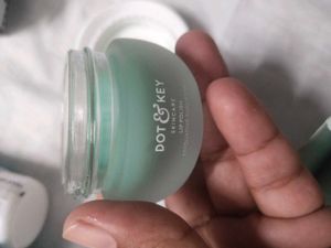 Dot &amp; Key Lip Exfoliating Sugar Scrub