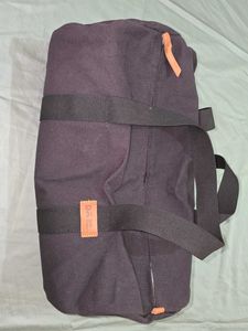 DailyObjects Charcoal Duffle Bag