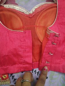 Beautiful Pink &amp; Cream Color Saree With Blouse