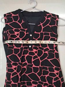 Fancy, Pebble Print, Black N Pink Fancy Top