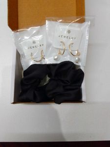 Two Set Korean Earrings With Scrunchie