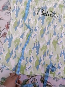 Beautiful Multicolour T Shirt top In Xl Size