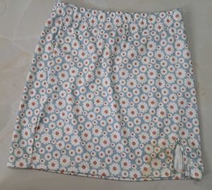 Daisy Print Mini Skirt