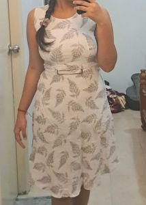 White Cotton Crepe Printed Dress