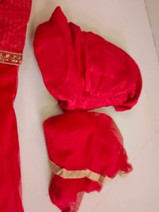 Red Anarkali