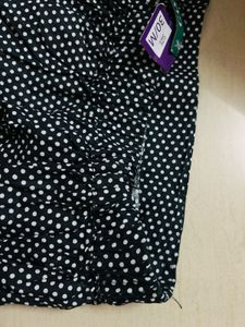Polka Dot Chic Midi Skirt 🖤🤍