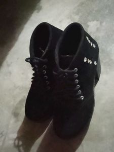 Black New Boot