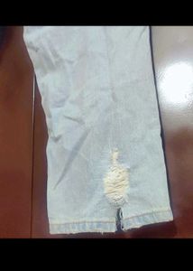 Light Blue Capri Jeans For Girl Or Woman 32 Waist
