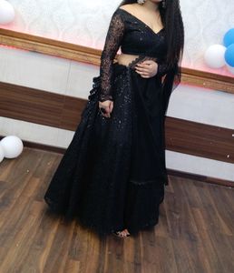 Black Lahnga Only One Time Use In Modeling Show