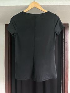 Under Armour Active Wear