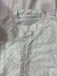Elegant Kurta with Chikankari