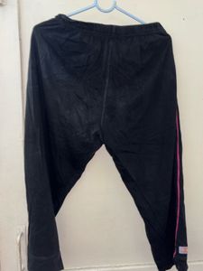 Black Capri Leggings