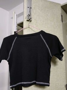 Black Graphic Crop Top