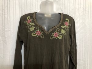 Lady Olive Long Sleeve Top