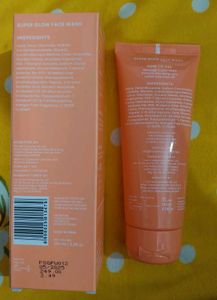 Foxtale SuperGlow Face Wash